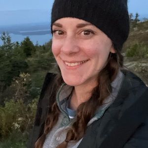 Meet your Posher, Elise